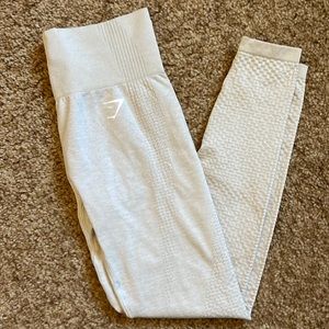 Light grey gym shark leggings